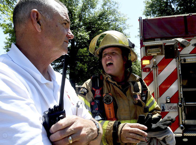 Deputy Chief Baker retires from EFD